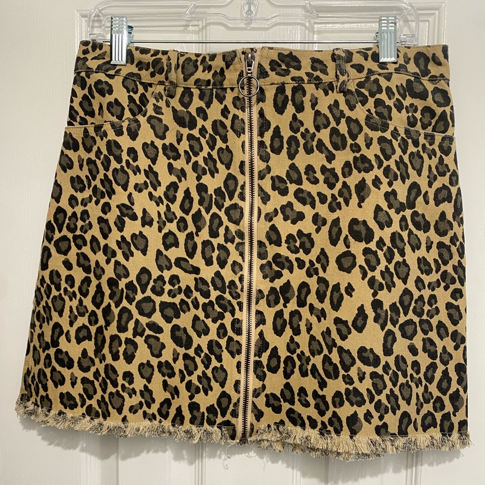EUC Luca and Grae Medium Leopard Print mini Skirt